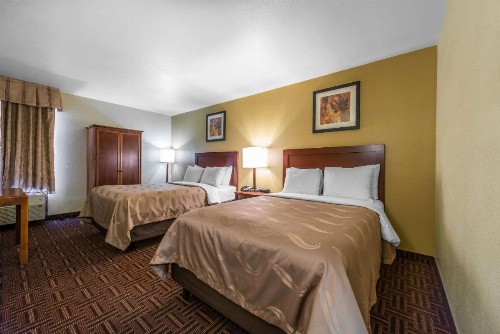 Quality Inn South image 9